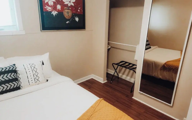 Family House with Httb Playgr BBQ Firept