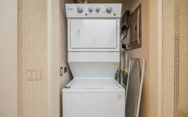 w Lovely 1BR in Casco Viejo