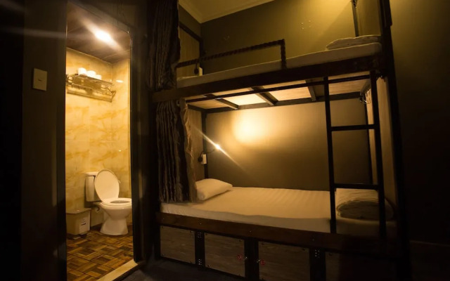 Mobylette Saigon Hostel - Adults only