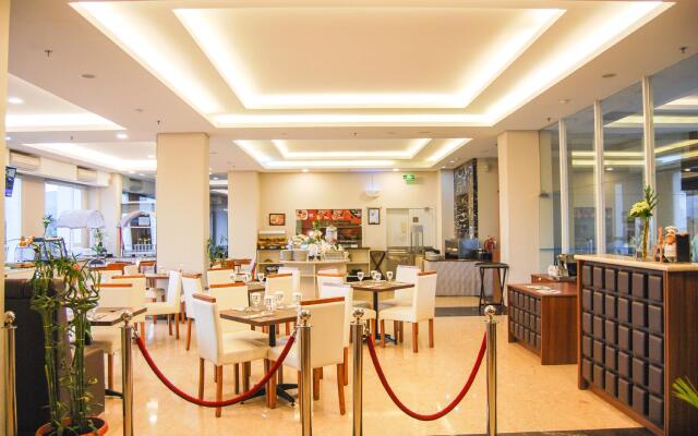 Grand Tebu Hotel