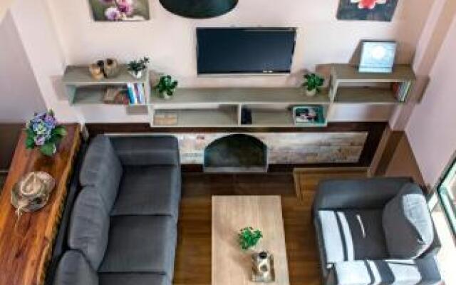 Khaokhoherbary Organic Farm & Resort