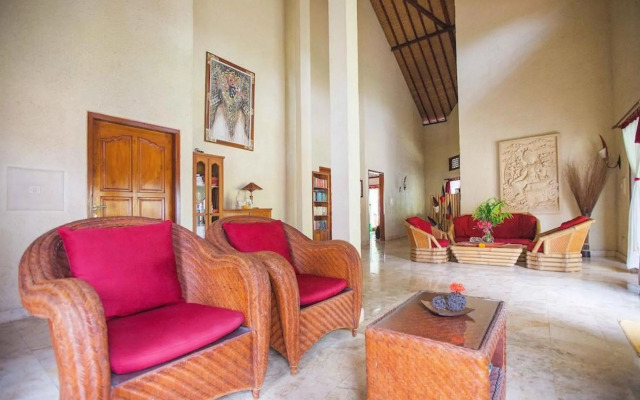 Teluk Indah Beach & Pool Villa