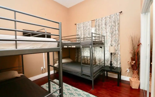 Villa at Pleasant Lake