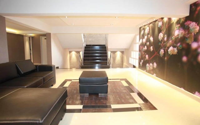 Hotel Ausonia