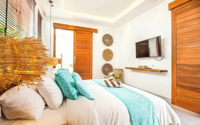 Modern 4 BR Villa 400m to the Beach in Canggu