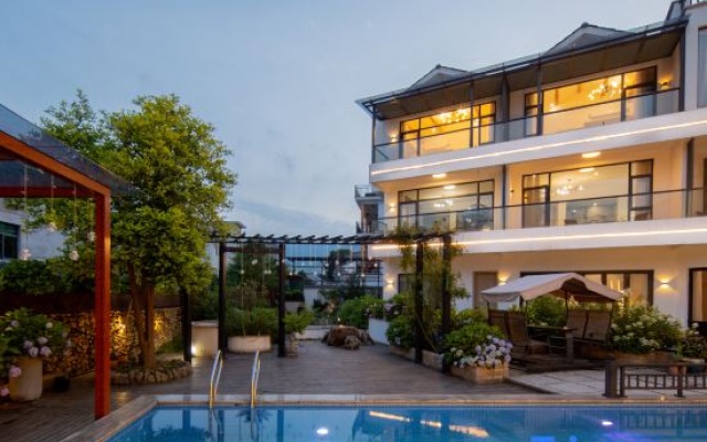 Mogan Mountain Mochi Homestay – Pool – Huzhou
