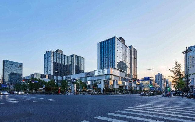 Jinchen Hotel (Hangzhou Huanglong Sports Center)