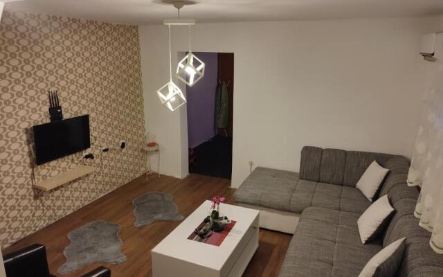 V&J apartments