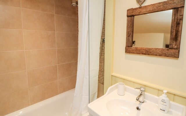 Kempshill Cottage