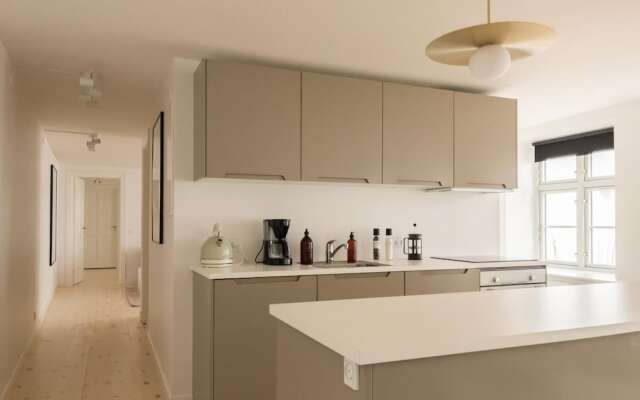 ★Newly Renovated · Luxury Apt · Heart of CPH★