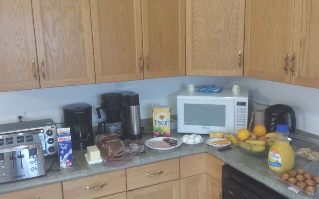 Preferred Rooms by Crestview Guest House