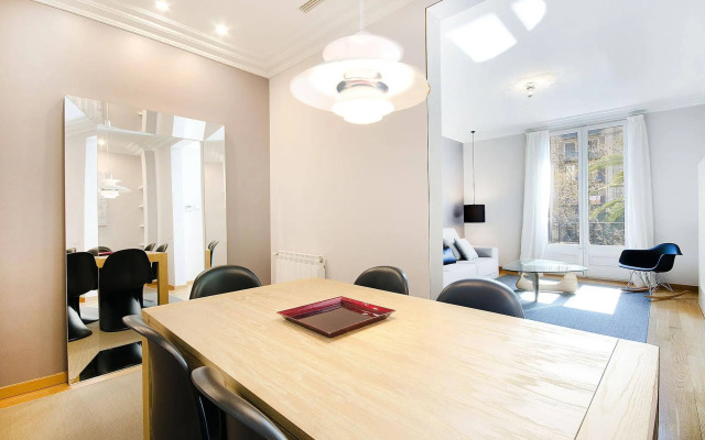 You Stylish Business Apartments