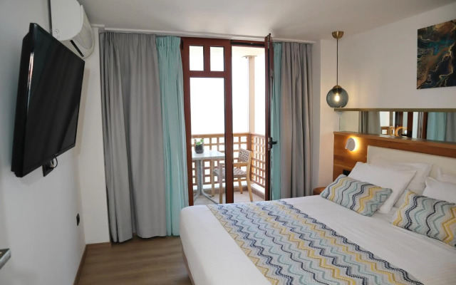 Ammos Suites