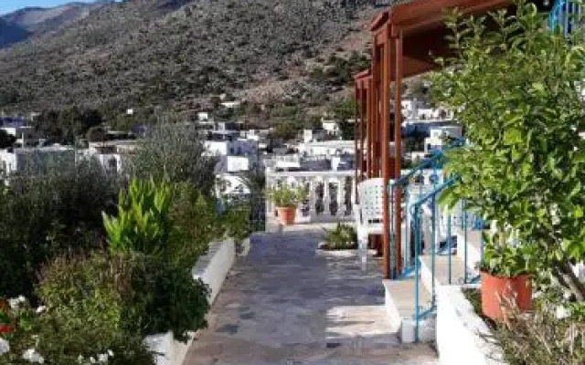 Pension Manolis