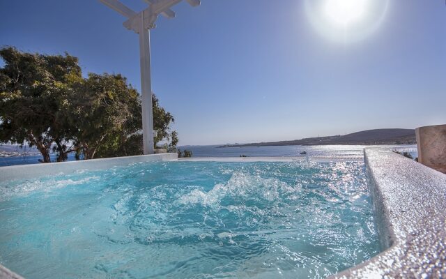 Krios Luxury Suites