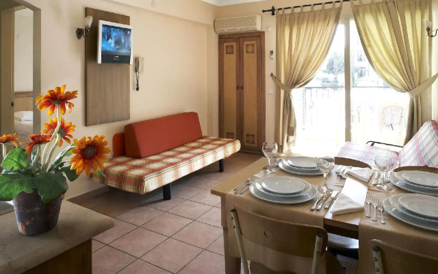 Club Anastasia Aparthotel