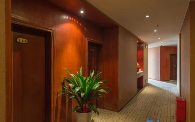 Niufeng Hotel (Chongqing Jiangbei Airport)