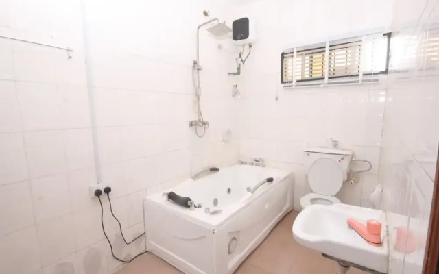 White House Service Apartment