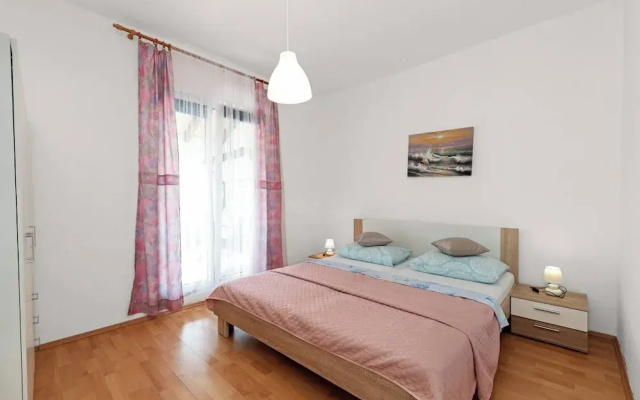2 Bedroom Apartment in Tribunj