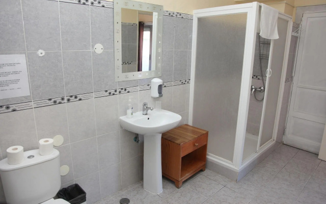 Lisbon Suite Home