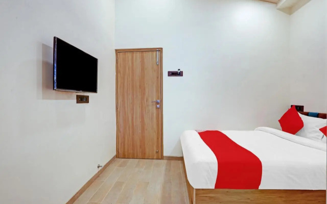 OYO 80514 Malali Residency