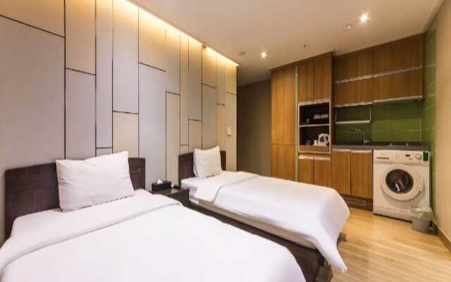 PyeongTaek Port Co'op Stay