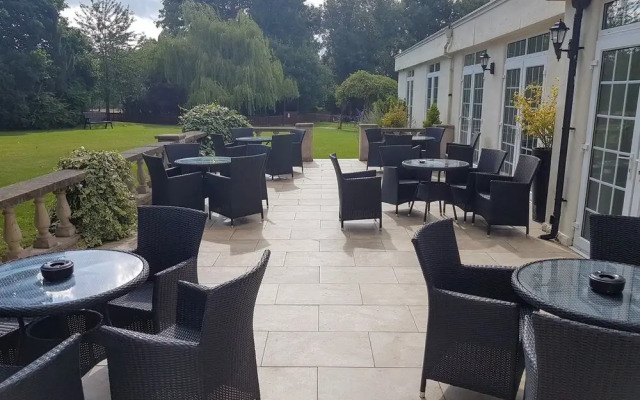 Oriel Hotel