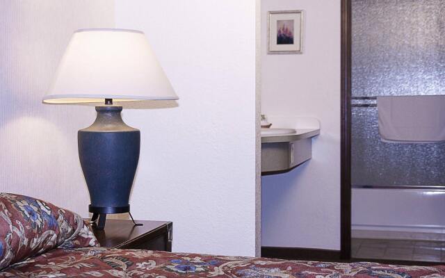 Sophie Station Suites