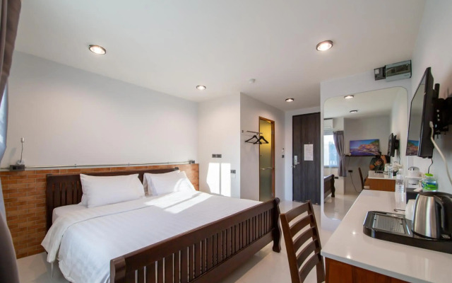 We Terminal Hotel