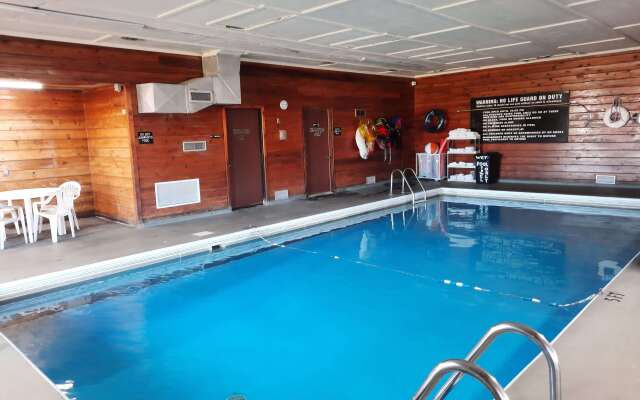 Super 8 by Wyndham Watertown