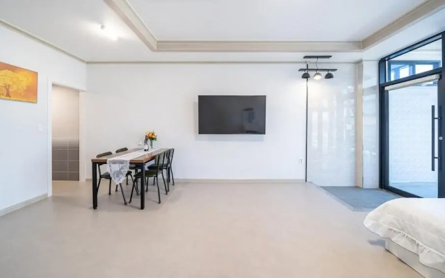 Yeosu Wayo Ocean View Pension