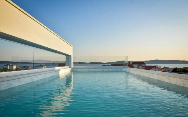Luxury Apartments La Perla
