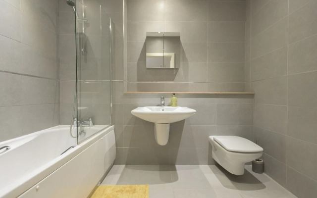 The White Wood Forest - Jewellery Quarter 3bdr Home