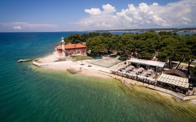 Few Steps From The Sandy Beach