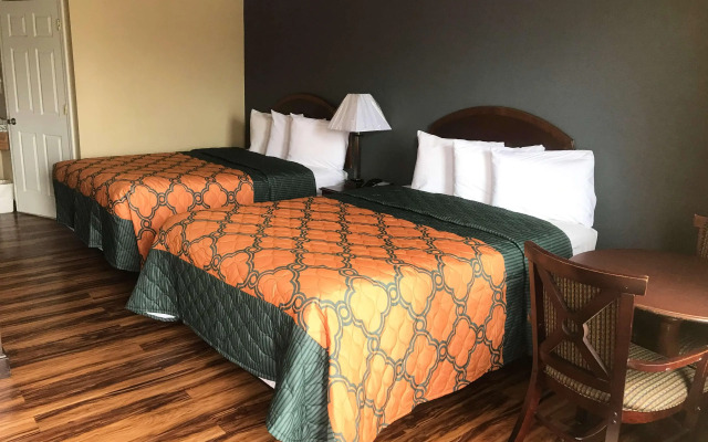 Knights Inn Lumberton