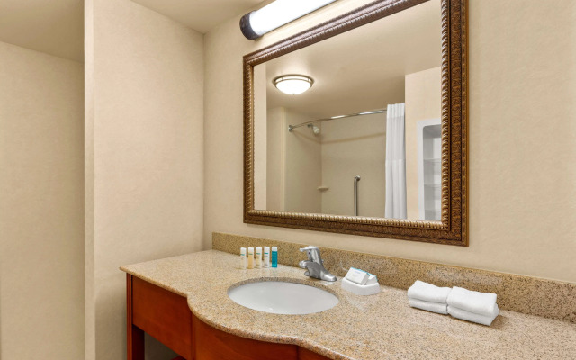 Hampton Inn & Suites Burlington