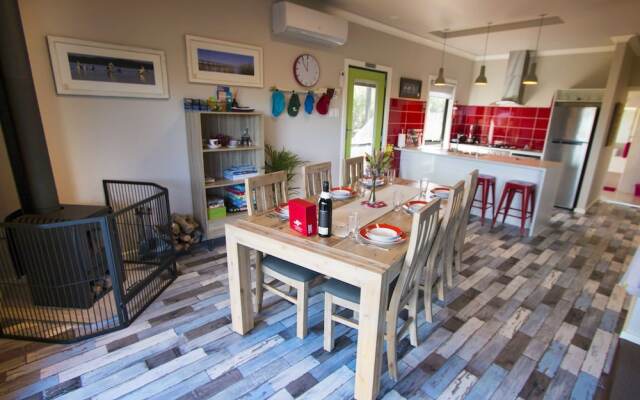 Coorong Cabins - Pelican Cabin