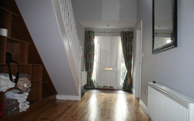 Lios Mór - 5 bed self catering house