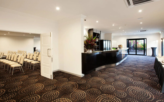 Nightelier Mission Beach