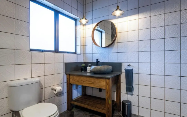 Hornbill Family Suites