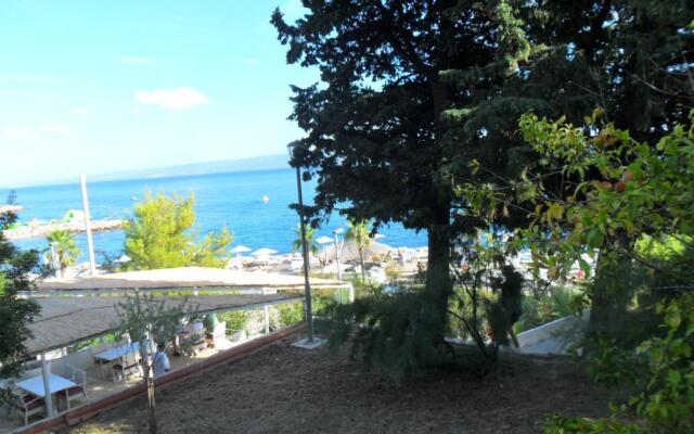 Apartments Batovanja