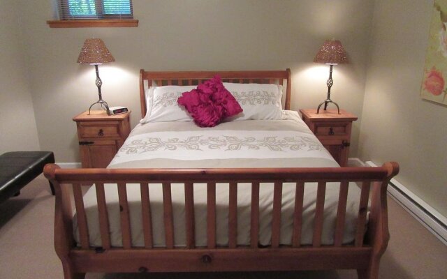 Holly Farm Vacation Suite