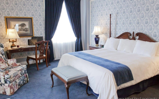 The Hotel Saskatchewan, Autograph Collection