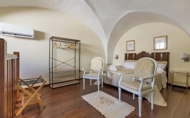 4060 La Loggia House by Barbarhouse