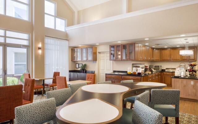 Homewood Suites Toledo Maumee