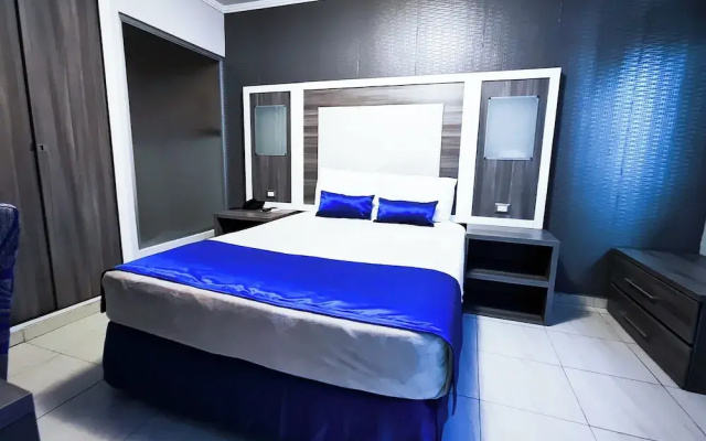 Hotel Bahia Suites