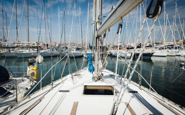 Sheliak boat and breakfast