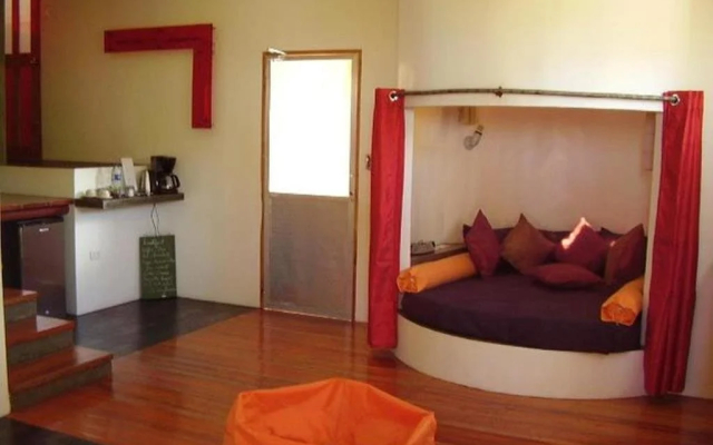 SomeWhere Else Boutique Resort