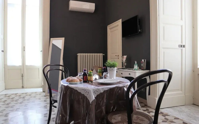 Chez Moi Lecce Charme B&B
