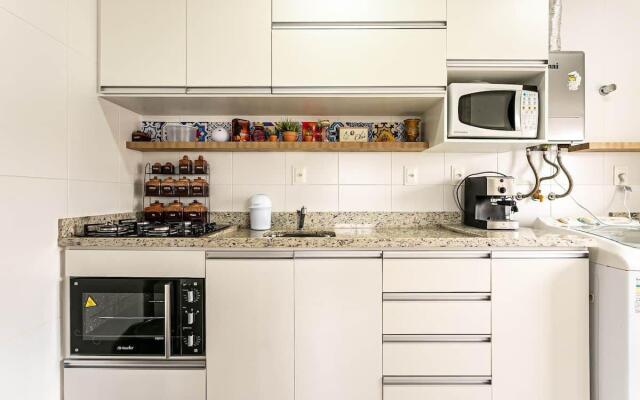 Ótimo apto só 10min da praia de Jurerê SGA202